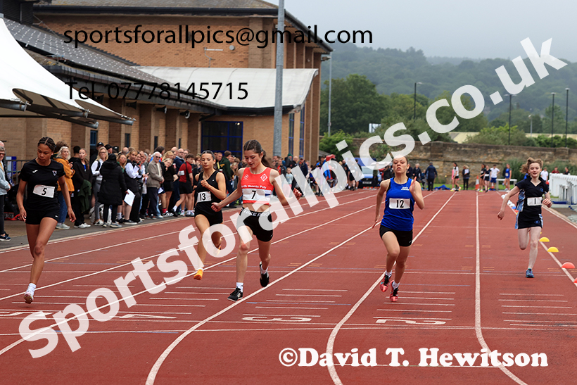Girls 100 metres, 2025 Northumberland Schools Track and Fields, Wentworth, Hexham. Photo: David T. Hewitson/Sports for All Pics